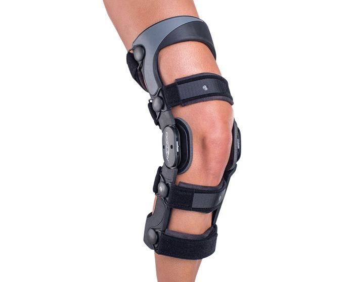 donjoy-se-4-knee_brace-combined-instability-11-0984
